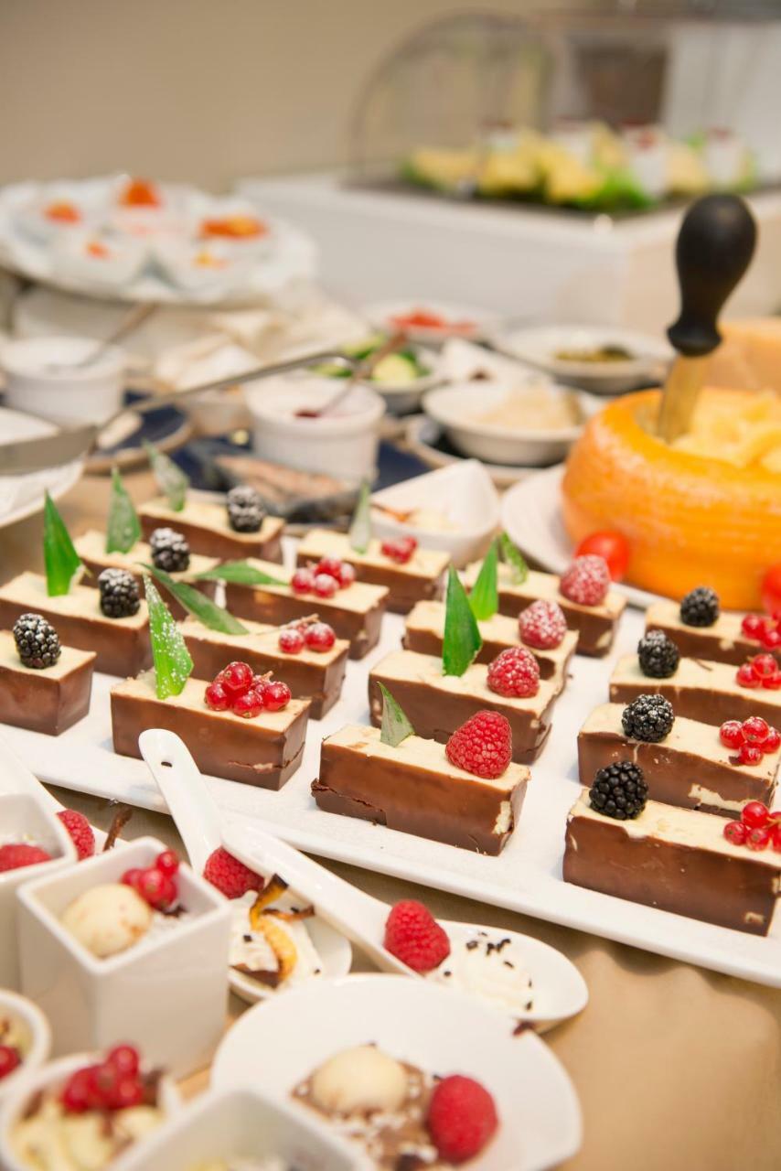 Hotel Fiamma & Spa チェゼナーティコ エクステリア 写真