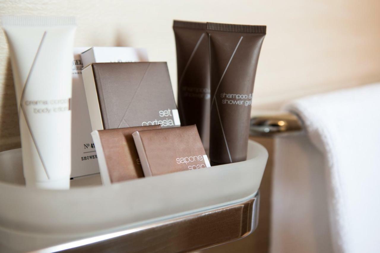 Hotel Fiamma & Spa チェゼナーティコ エクステリア 写真