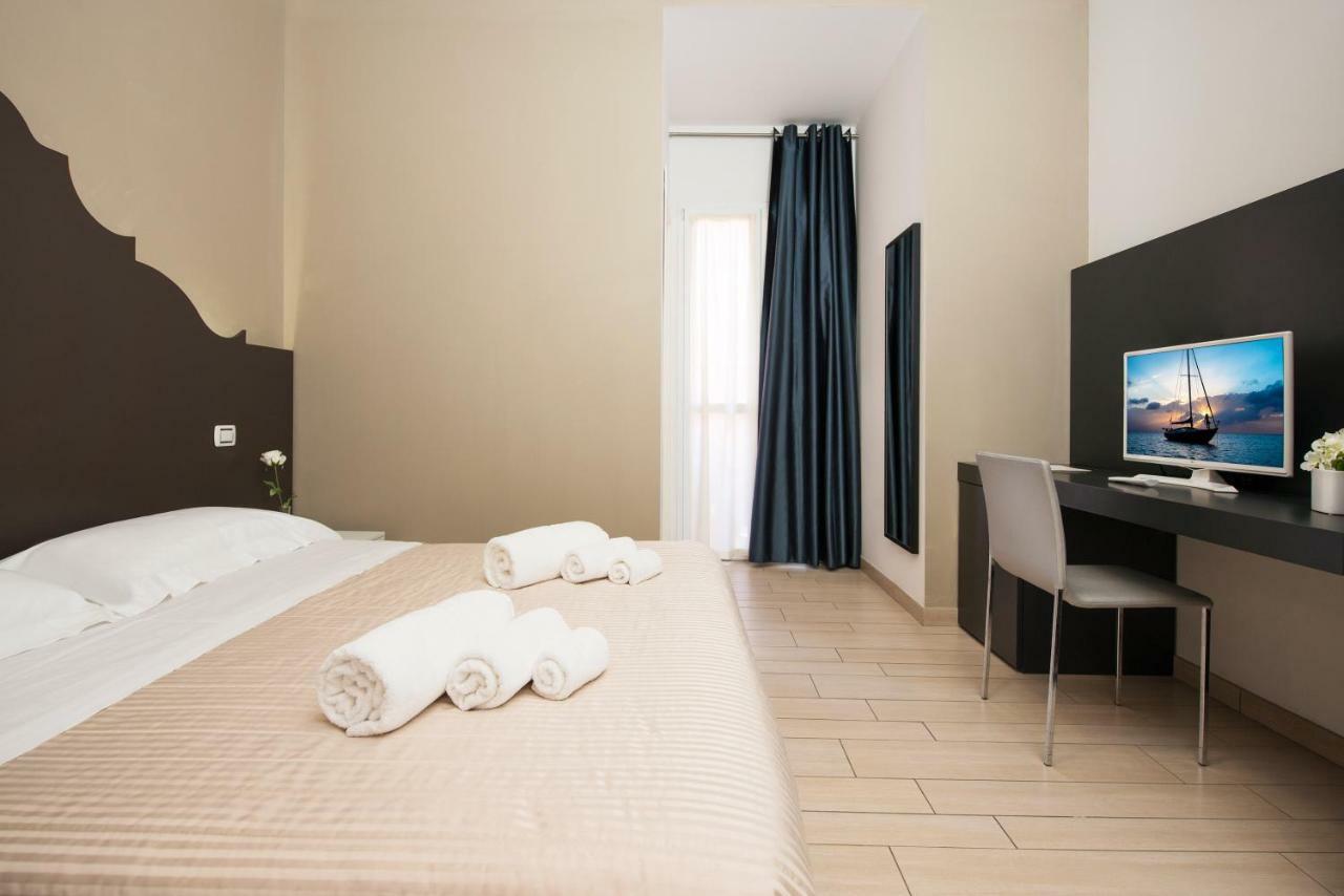 Hotel Fiamma & Spa チェゼナーティコ エクステリア 写真