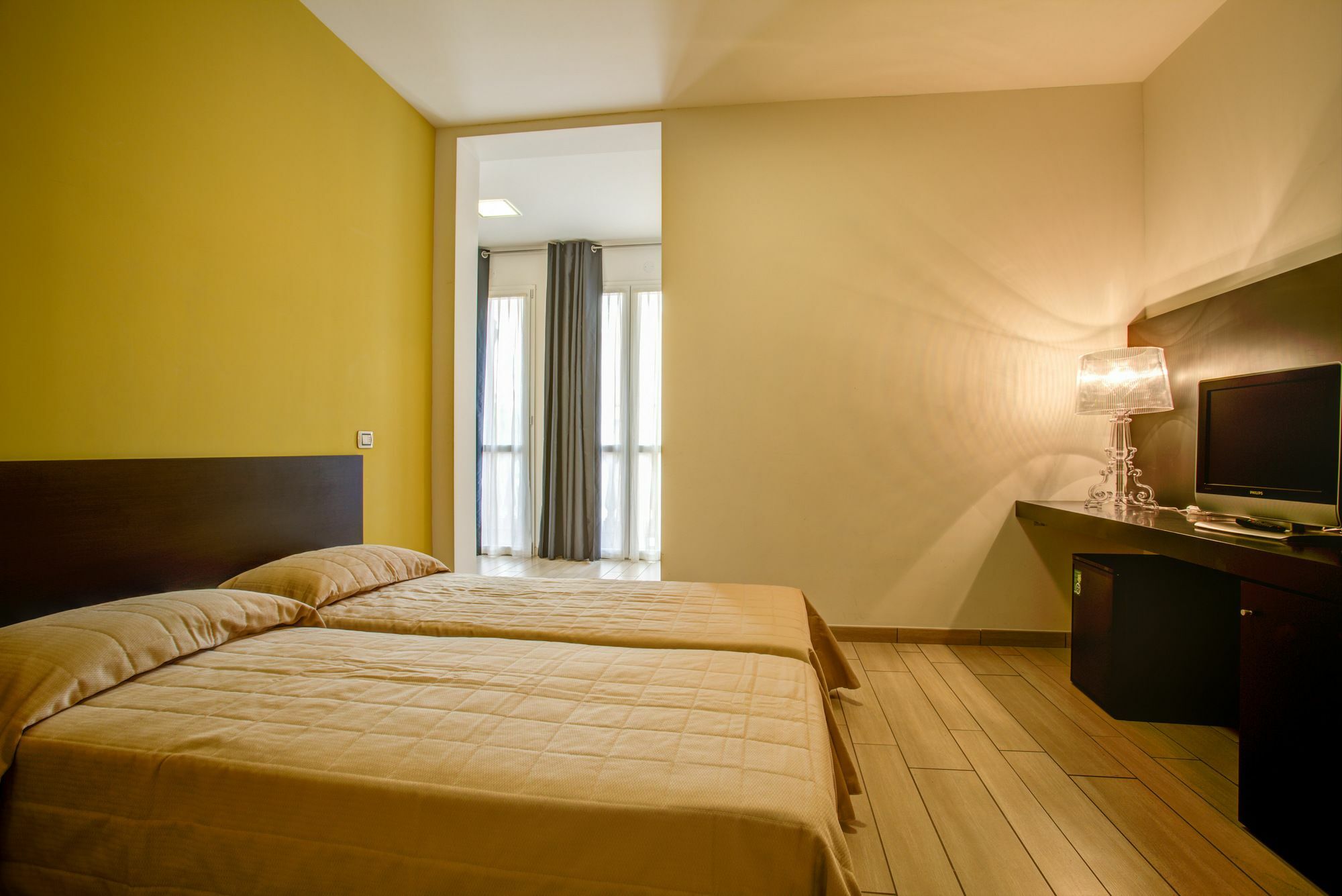 Hotel Fiamma & Spa チェゼナーティコ エクステリア 写真