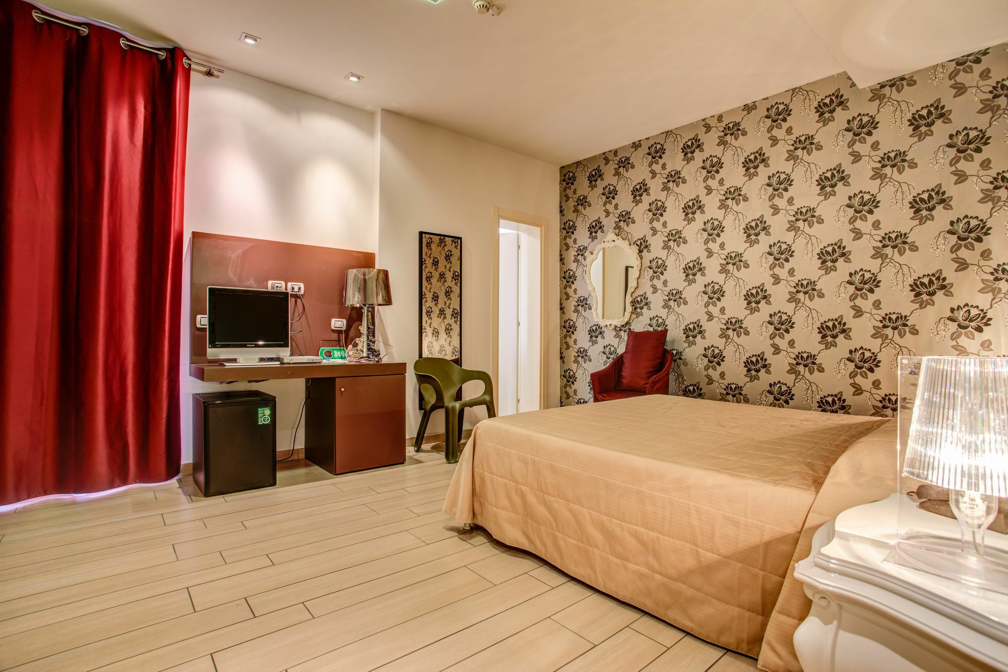 Hotel Fiamma & Spa チェゼナーティコ エクステリア 写真